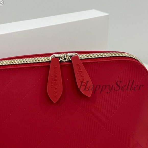 - 🌺 NEW BURBERRY Exclusive red pouch   faux leather toiletry bag  case🌺 - Picture 7 of 17